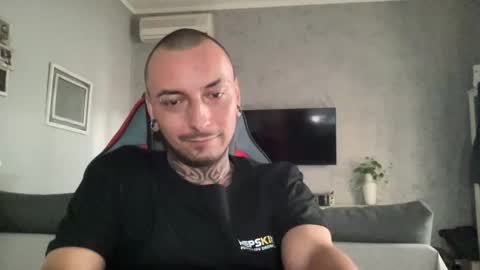 sidvicious23cm online show from October 30, 2025, 2:40 pm