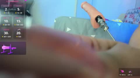 Keira online show from March 9, 2026, 11:25 am