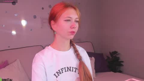 Sienna online show from June 7, 2026, 9:02 am