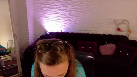 Snapshot of siennashinee chatting on July 14, 2026, 7:08 pm siennashinee online show from July 14, 2026, 7:08 pm