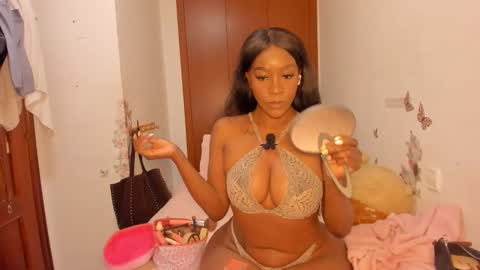 sierra_violet online show from April 8, 2026, 4:51 pm