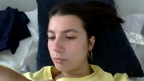 sierranovaa online show from April 17, 2026, 7:06 pm