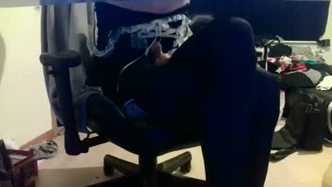 Snapshot of siggi180197 chatting on November 24, 2025, 4:29 pm siggi online show from November 24, 2025, 4:29 pm