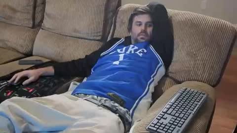 Snapshot of sigmaslayer chatting on March 28, 2026, 7:52 am sigmaslayer online show from March 28, 2026, 7:52 am