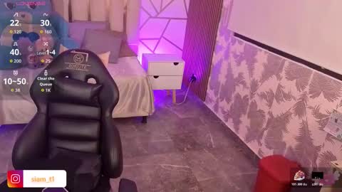 Snapshot of siiam_tay chatting on October 31, 2025, 3:29 am Siiam Tay online show from October 31, 2025, 3:29 am