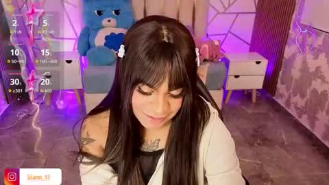 Snapshot of siiam_tay chatting on November 23, 2025, 3:28 am Siiam Tay online show from November 23, 2025, 3:28 am