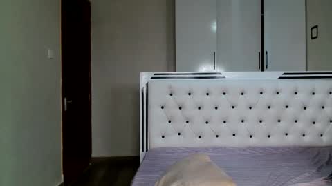 silent carry online show from April 16, 2026, 8:15 am