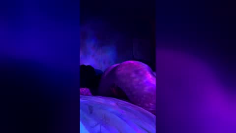 Snapshot of silkykittyy chatting on March 4, 2026, 12:00 pm silkykittyy online show from March 4, 2026, 12:00 pm