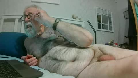 Snapshot of sillyoldman45221063 chatting on June 2, 2026, 10:12 pm sillyoldman45221063 online show from June 2, 2026, 10:12 pm