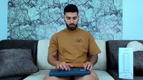 silavno online show from January 28, 2025, 9:40 pm