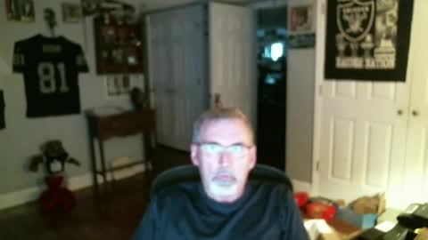 Snapshot of silver4raider chatting on June 26, 2026, 1:21 am Raider online show from June 26, 2026, 1:21 am