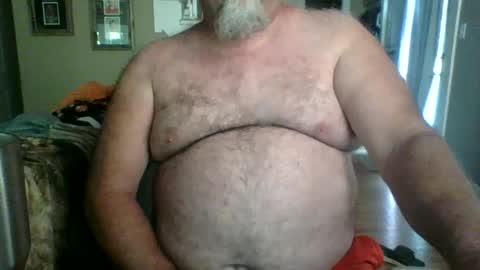 silverdadbod26 online show from July 3, 2026, 12:44 pm