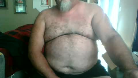 silverdadbod26 online show from July 15, 2026, 3:06 pm