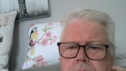 Snapshot of silverfoxpauly chatting on May 30, 2026, 10:56 am silverfoxpauly online show from May 30, 2026, 10:56 am