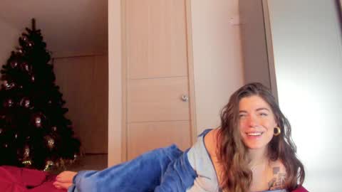 Snapshot of silverhase1 chatting on December 16, 2024, 5:59 am silverhase1 online show from December 16, 2024, 5:59 am