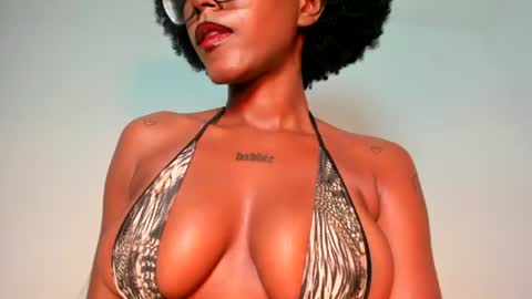 silverosequeen online show from June 25, 2026, 5:45 am