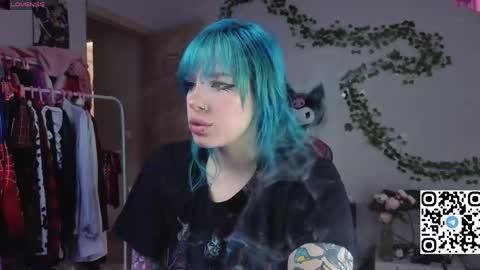 silvia_santorskii online show from May 24, 2026, 9:36 am