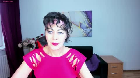 Snapshot of silvia_wallec chatting on April 24, 2026, 5:32 am Silvia Wallec online show from April 24, 2026, 5:32 am