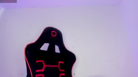 Snapshot of silviarichie_jade chatting on April 1, 2026, 6:27 pm silvia online show from April 1, 2026, 6:27 pm