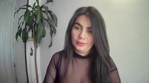 Silvie online show from December 7, 2024, 9:55 pm