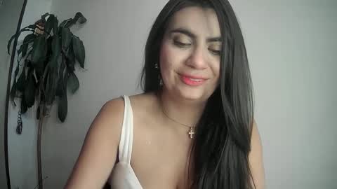 Silvie online show from February 4, 2025, 10:55 pm
