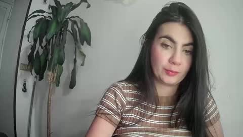 Silvie online show from February 23, 2025, 10:53 pm