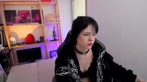 Wendy help me get get 69 likes  online show from February 4, 2026, 7:14 am