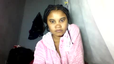 Snapshot of simirna98 chatting on June 6, 2026, 7:51 pm simirna98 online show from June 6, 2026, 7:51 pm