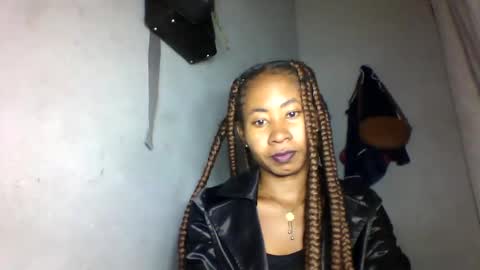 Snapshot of simirna98 chatting on June 7, 2026, 7:56 am simirna98 online show from June 7, 2026, 7:56 am