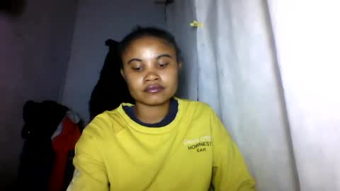 Snapshot of simirna98 chatting on June 12, 2026, 9:57 pm simirna98 online show from June 12, 2026, 9:57 pm
