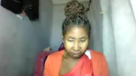 Snapshot of simirna98 chatting on June 16, 2026, 8:50 am simirna98 online show from June 16, 2026, 8:50 am