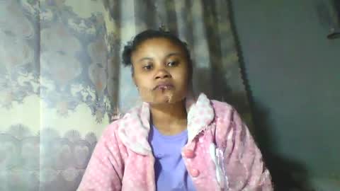 Snapshot of simirna98 chatting on June 18, 2026, 1:04 pm simirna98 online show from June 18, 2026, 1:04 pm