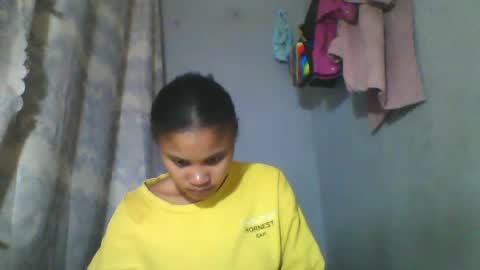 Snapshot of simirna98 chatting on June 29, 2026, 7:36 am simirna98 online show from June 29, 2026, 7:36 am