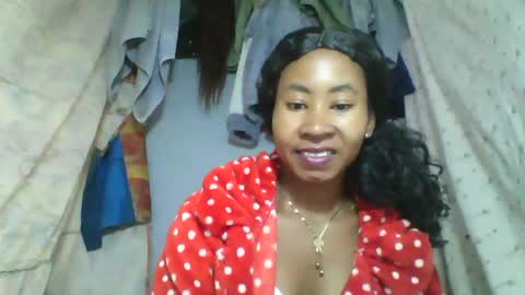 Snapshot of simirna98 chatting on July 8, 2026, 12:31 pm simirna98 online show from July 8, 2026, 12:31 pm