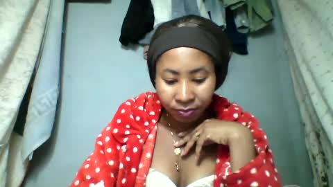 Snapshot of simirna98 chatting on July 11, 2026, 8:33 pm simirna98 online show from July 11, 2026, 8:33 pm