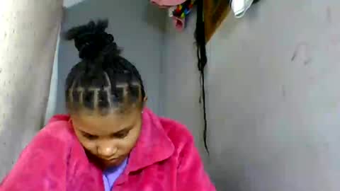Snapshot of simirna98 chatting on July 21, 2026, 6:10 pm simirna98 online show from July 21, 2026, 6:10 pm