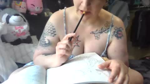 Simm W online show from June 15, 2026, 5:26 pm