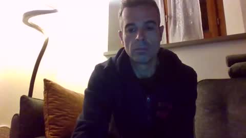 Snapshot of simmeturbate chatting on October 13, 2025, 9:26 pm Italiandaddyitalydickassbottomassholecomshowmasturbatenudeboyitalyatleticcutemuscolarhardcockdickboy online show from October 13, 2025, 9:26 pm