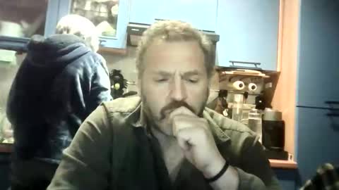 Snapshot of simodav chatting on February 28, 2026, 5:14 pm simodav online show from February 28, 2026, 5:14 pm