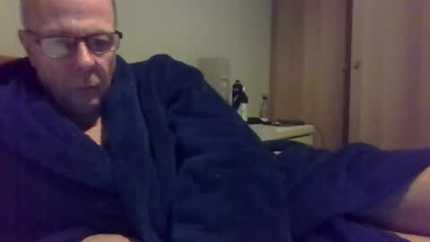 Snapshot of simon56691 chatting on December 8, 2024, 6:17 pm simon56691 online show from December 8, 2024, 6:17 pm