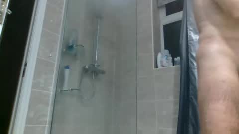 Snapshot of simon56691 chatting on December 10, 2024, 5:22 pm simon56691 online show from December 10, 2024, 5:22 pm