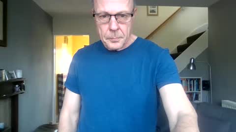 Snapshot of simon56691 chatting on March 7, 2025, 3:18 pm simon56691 online show from March 7, 2025, 3:18 pm