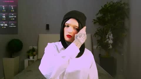 Simona online show from February 2, 2025, 1:08 pm