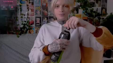 Simona online show from September 27, 2025, 9:09 pm