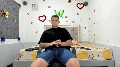 Snapshot of simonkeler chatting on September 16, 2025, 2:56 am SIMON KELER online show from September 16, 2025, 2:56 am