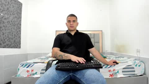 SIMON KELER online show from April 5, 2026, 10:34 am