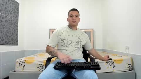 SIMON KELER online show from May 15, 2026, 11:12 pm