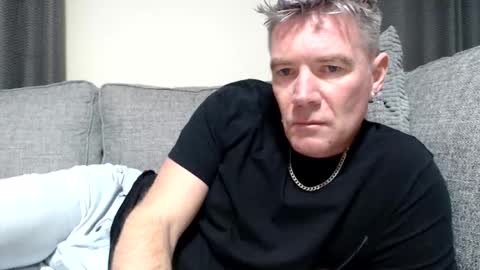 Ricky online show from November 20, 2025, 8:30 pm