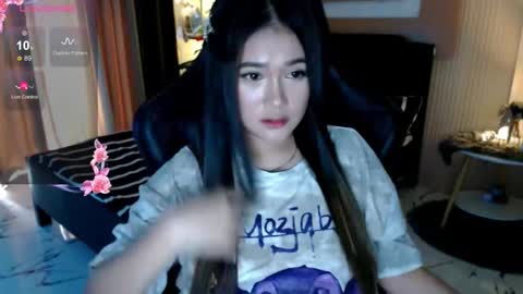 Snapshot of simplykhate chatting on February 6, 2026, 1:43 am Adrianna Fowler online show from February 6, 2026, 1:43 am