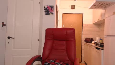 Snapshot of simyhvn chatting on February 3, 2026, 5:27 am simyhvn online show from February 3, 2026, 5:27 am